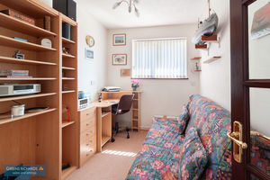 Bedroom- click for photo gallery